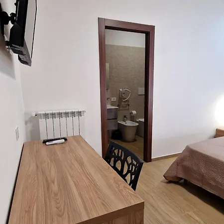 Πανσιόν Maison De Teresa 3*