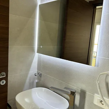 Maison De Teresa 3*
